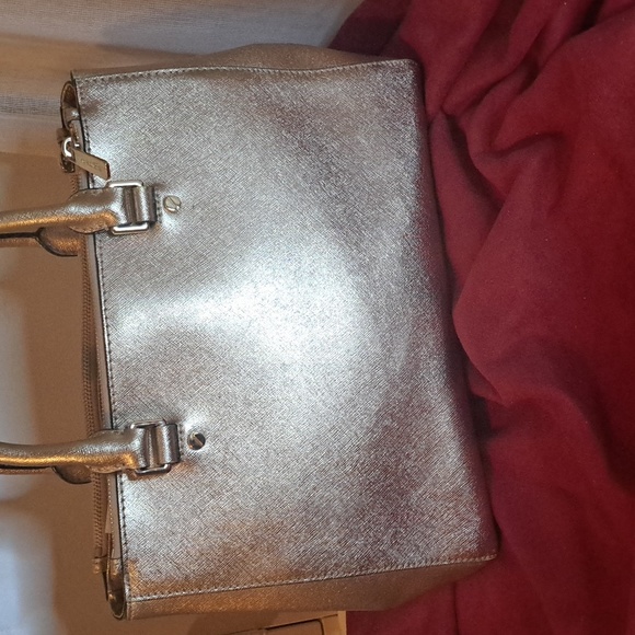 Michael Kors Gourgous Gold Satchel and Crossbody Excellent Condition - Picture 5 of 12